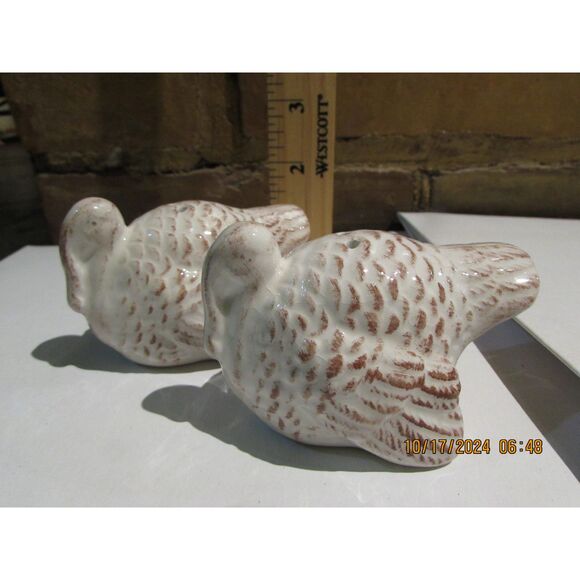 THANKSGIVING TURKEY SALT AND PEPPER SHAKERS FALL DINING - Picture 1 of 6